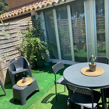 Un Duplex Pour 4 Personne Residence De Vacances 阿爾勒 外观 照片