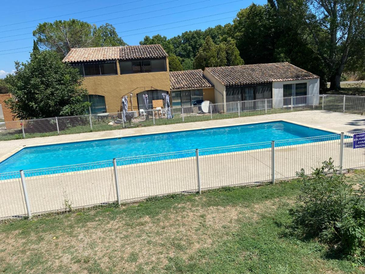 Un Duplex Pour 4 Personne Residence De Vacances 阿爾勒 外观 照片